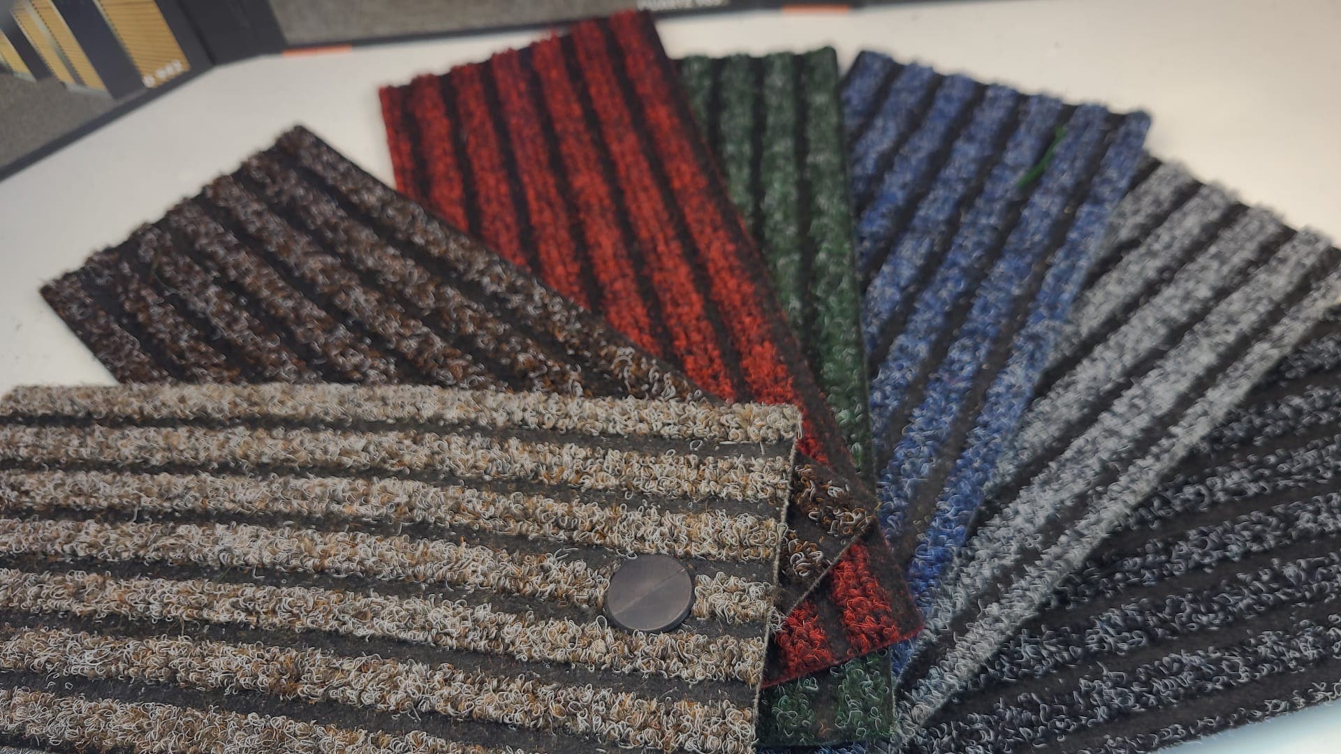 Spot Araba Halısı - Stok Fazlası İndirimli Araç Halısı